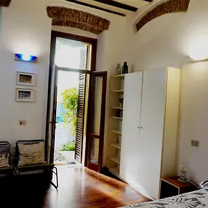 Studio Vicolo Lavandai Milaan