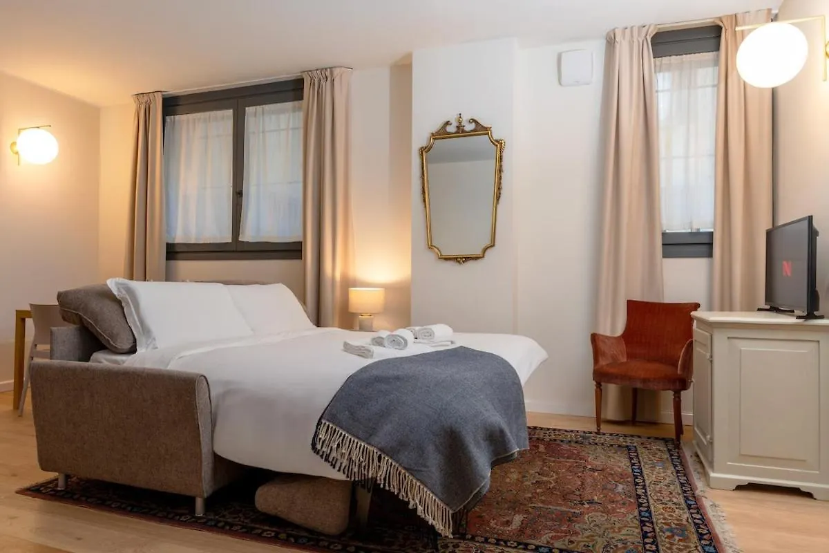 Porta Venezia Stylish Haven Apartment Milan Italy